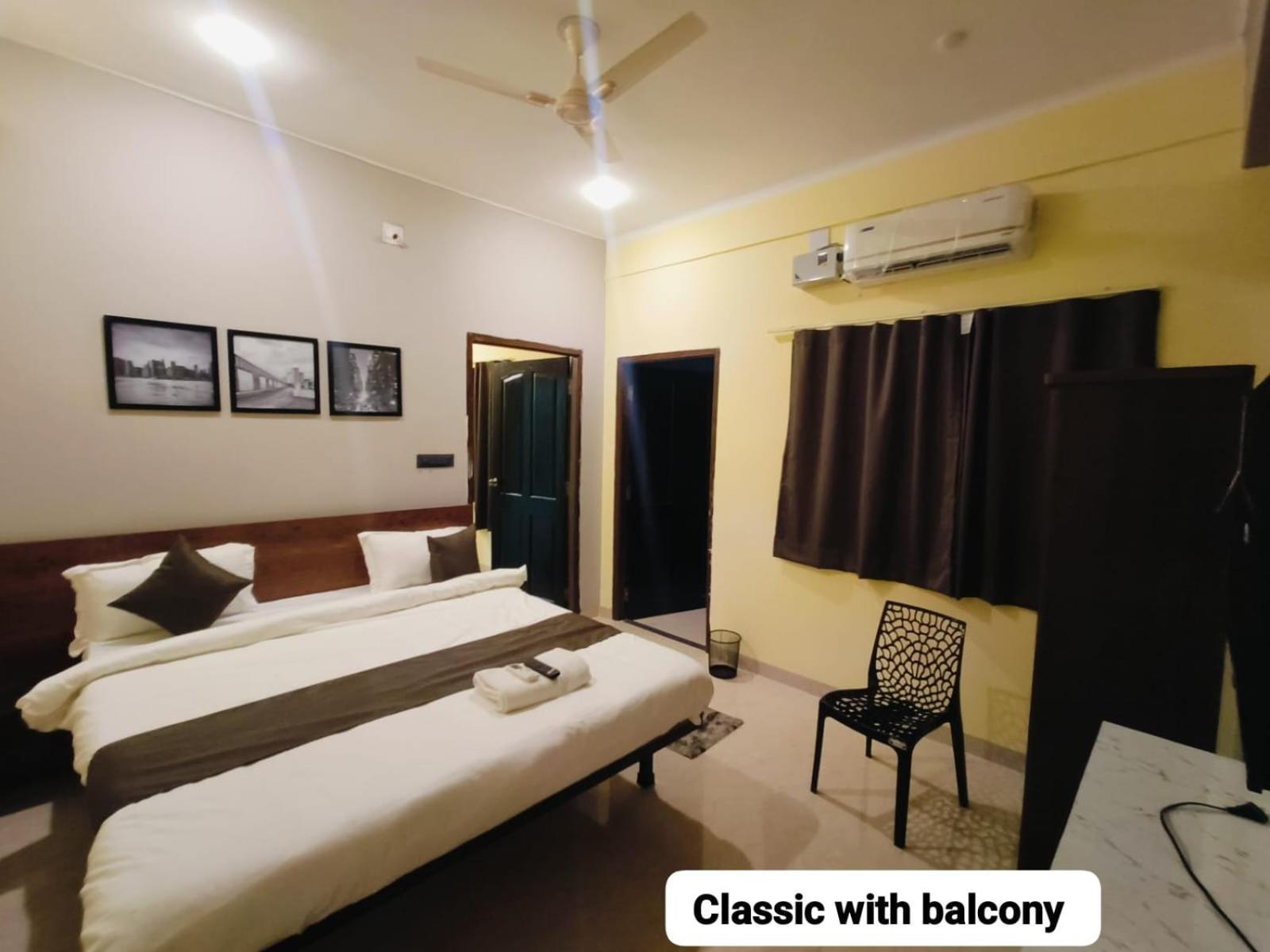 Emerald Euphoria The Luxury Stay Near Infocity Best Seller Bhubaneswar Esterno foto