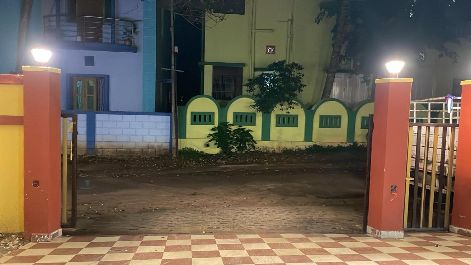 Emerald Euphoria The Luxury Stay Near Infocity Best Seller Bhubaneswar Esterno foto